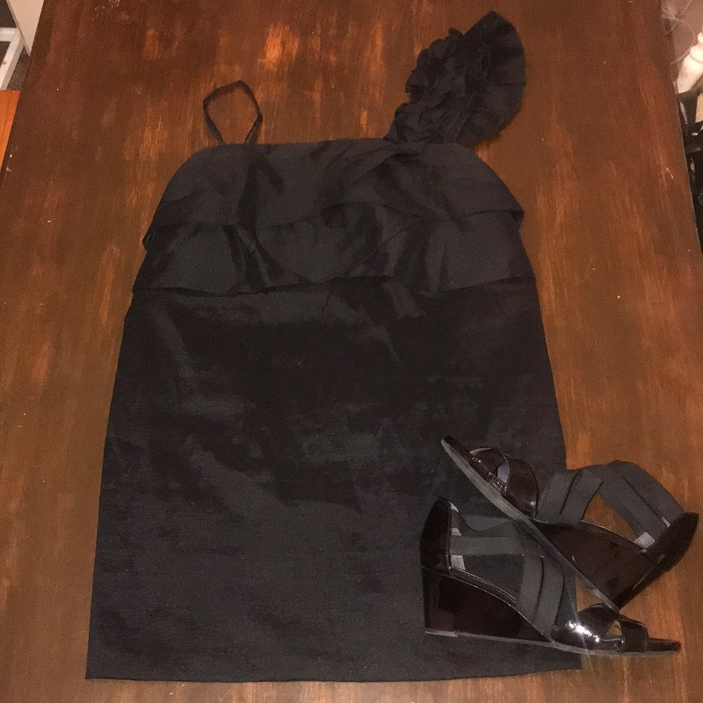 Black Dress w/ Ruffles & Floral Detail on strap.